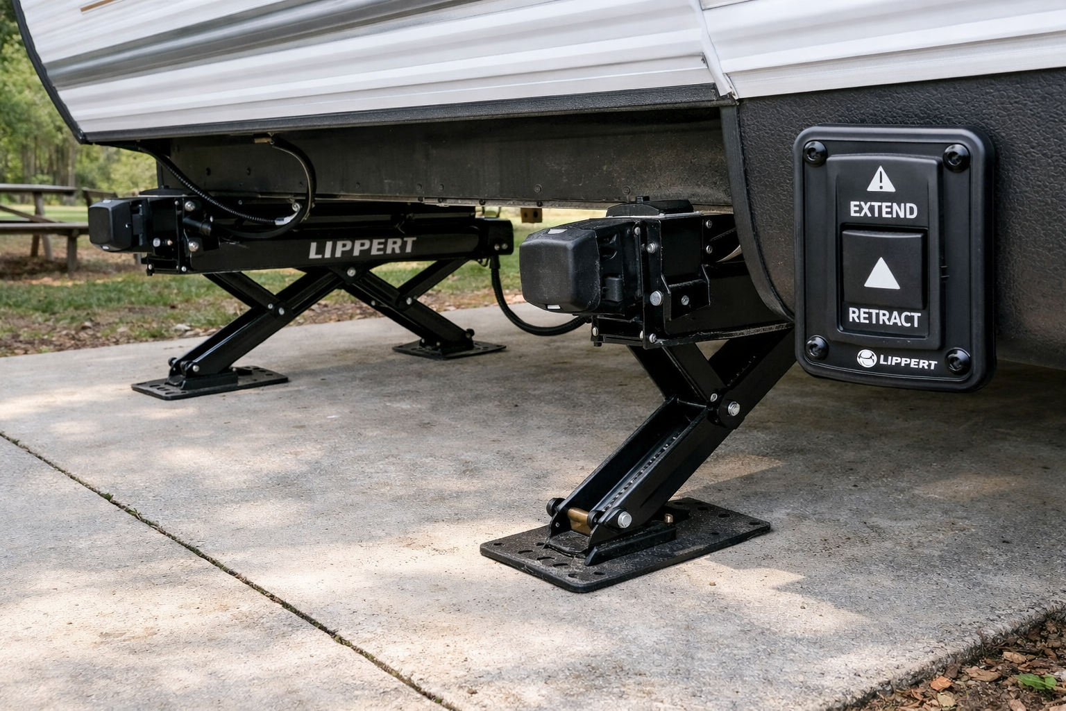 CROSSROADS ZINGER 261BH - Stabilizer Jack Replacement