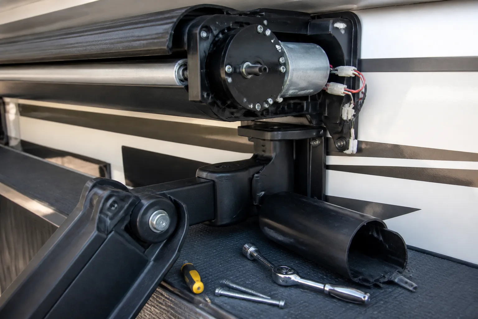 Forest River Riverstone – RV Awning Fabric and Motor Replacement