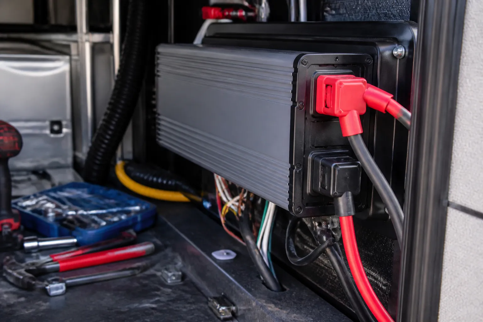 ROADTREK ZION – Electrical Inverter and Shore Power Integration Service