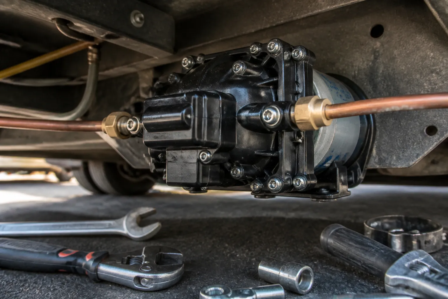 THOR FOUR WINDS – Water Pump Replacement
